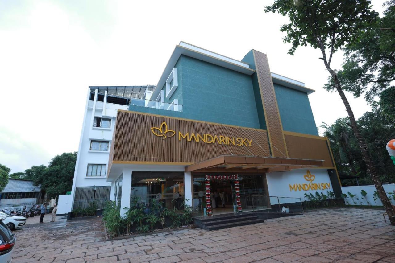 Hotel Mandarin Sky Kannur Exterior foto