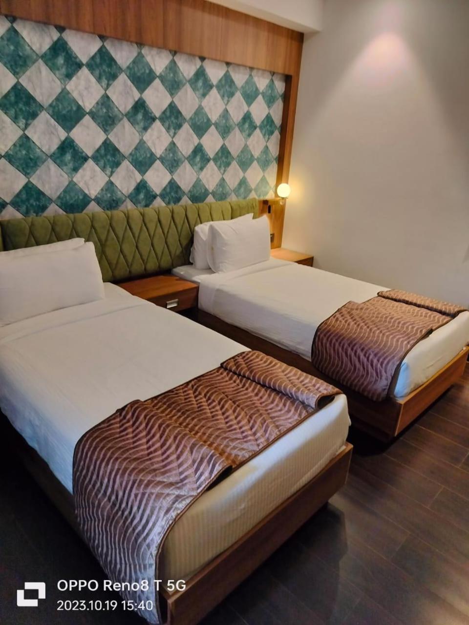 Hotel Mandarin Sky Kannur Exterior foto