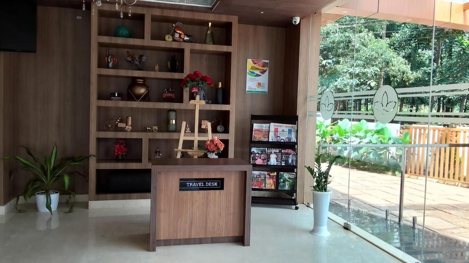 Hotel Mandarin Sky Kannur Exterior foto
